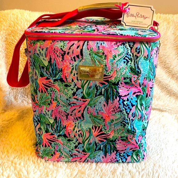 NWT Lilly Pulitzer Wine Carrier/Cooler, Bringing Mermaid Back - Picture 2 of 8